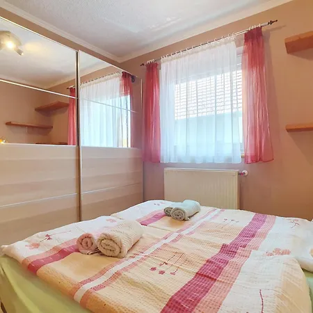 Anikó Nr 7 * Vonyarcvashegy