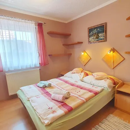 Anikó Nr 7