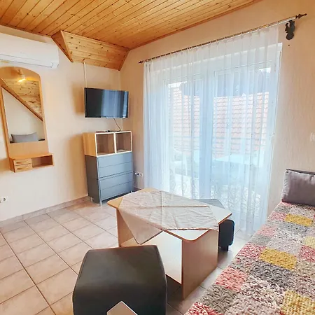 Appartement Aniko Nr 7 Vonyarcvashegy